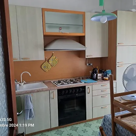 Sant ' Anna Apartment *